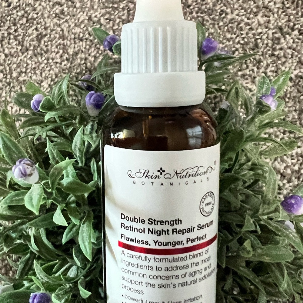 Double Strength Retinol Night Repair Serum - White and Brown